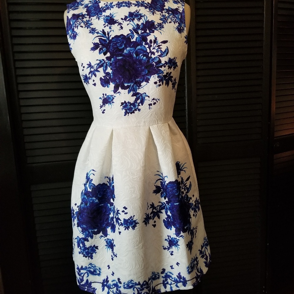 Oasap blue and ivory, floral dress.